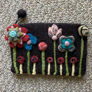 Flower embroidery clutch